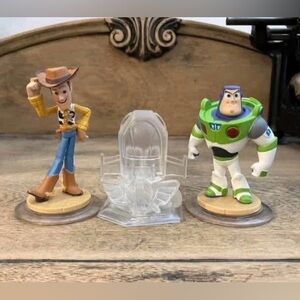 Disney Infinity Toy Story set with woody